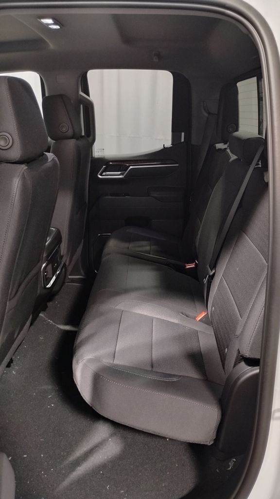Vehicle image 22 of 51