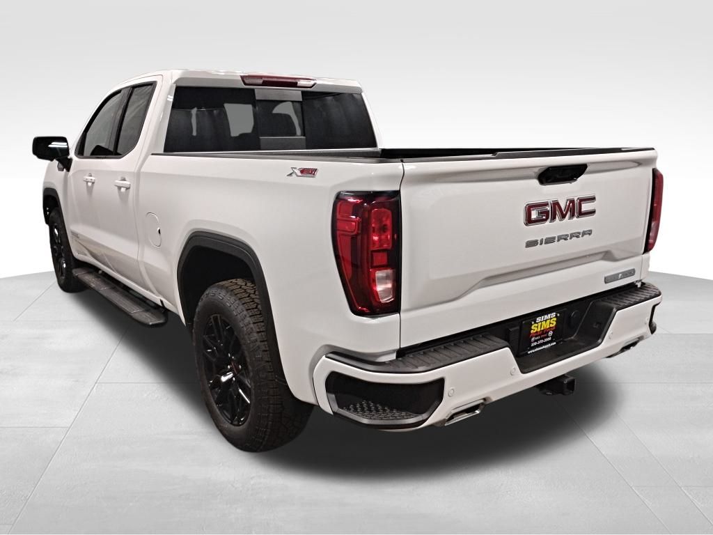 Vehicle image 7 of 51