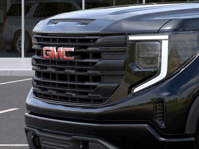 Vehicle image 13 of 24