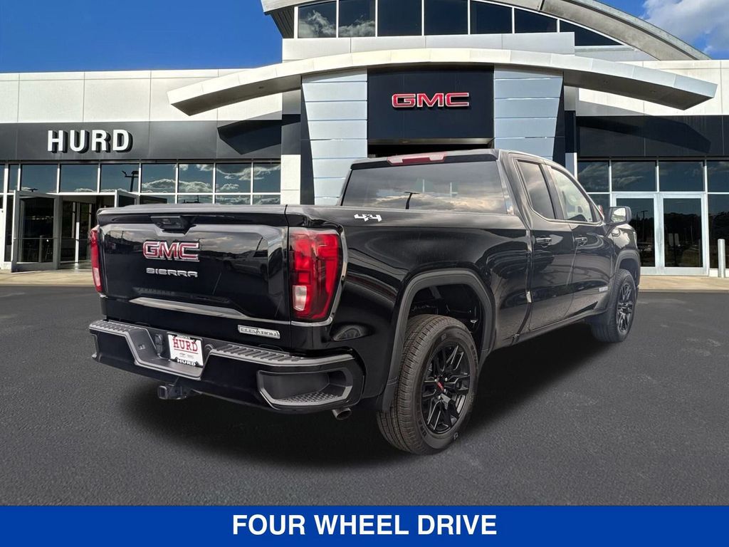 Vehicle image 6 of 42
