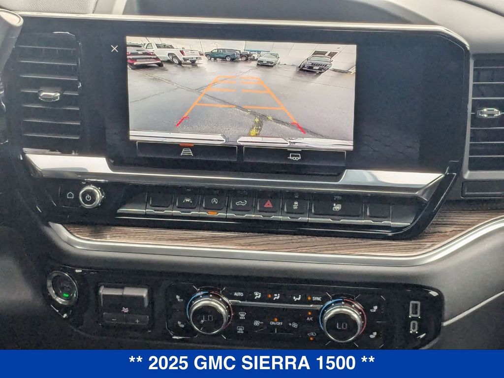 Vehicle image 23 of 42