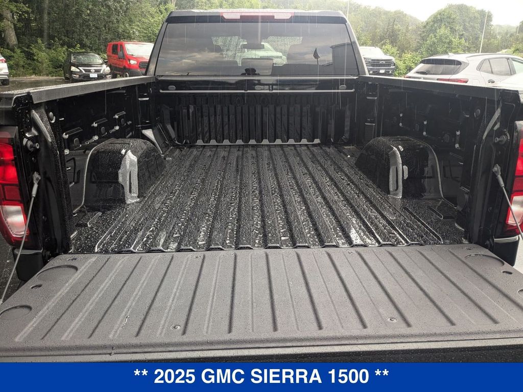 Vehicle image 11 of 42