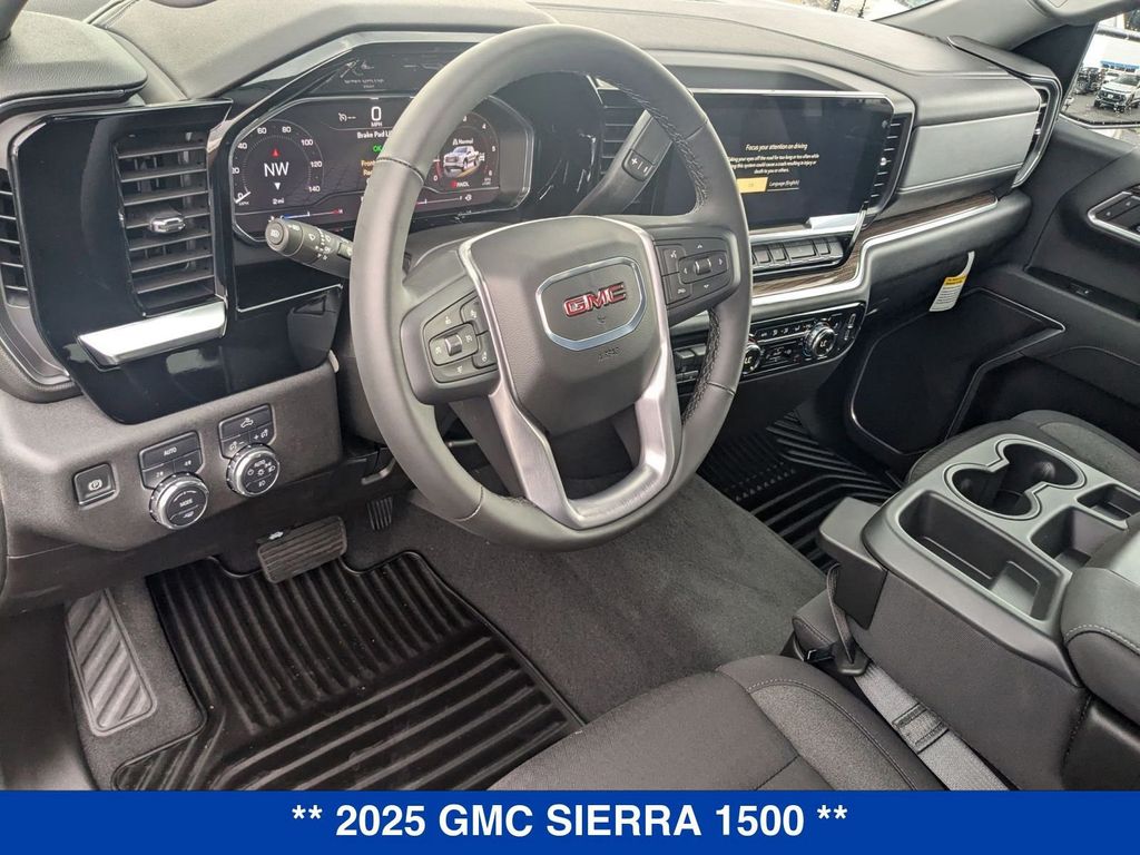 Vehicle image 18 of 42