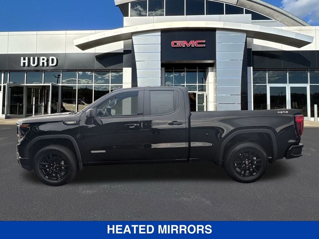 Vehicle image 8 of 42