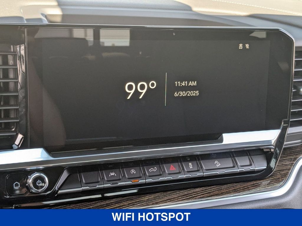 Vehicle image 26 of 39