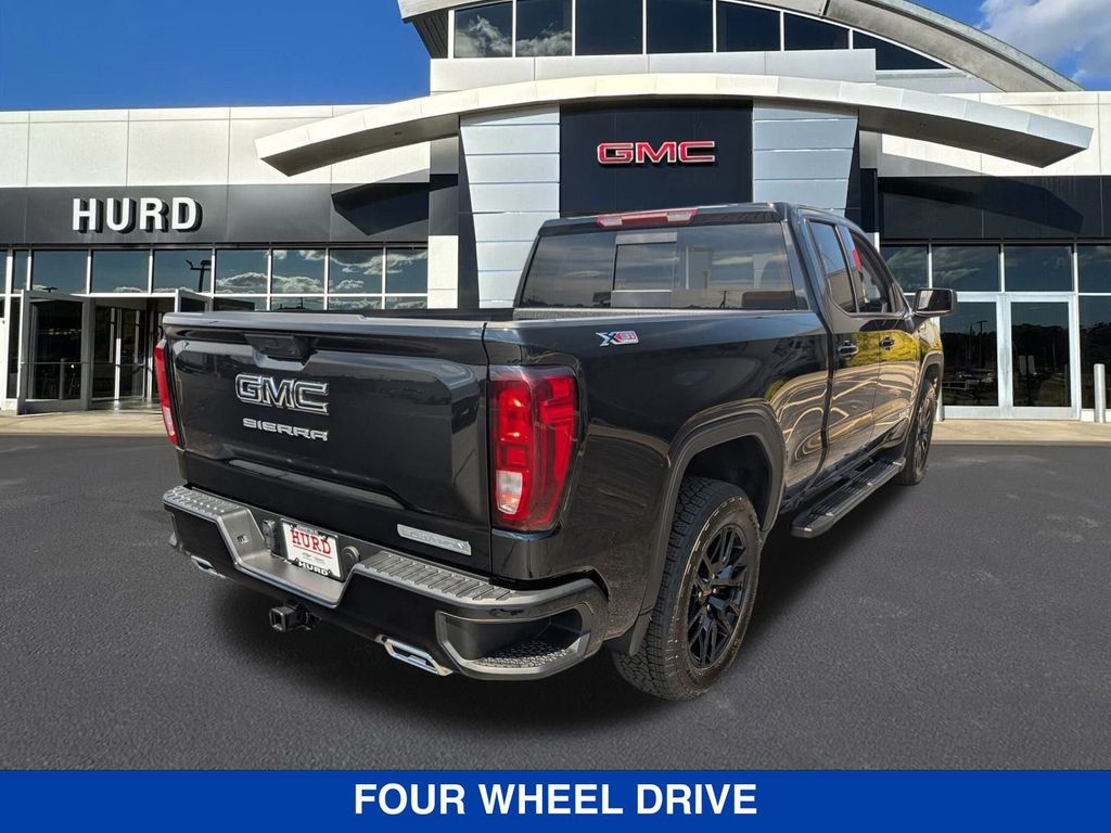 Vehicle image 5 of 39