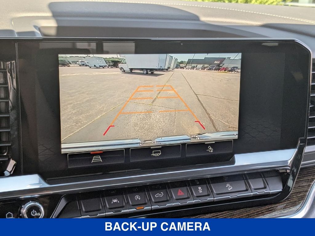 Vehicle image 23 of 39