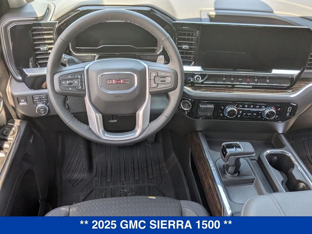 Vehicle image 15 of 39