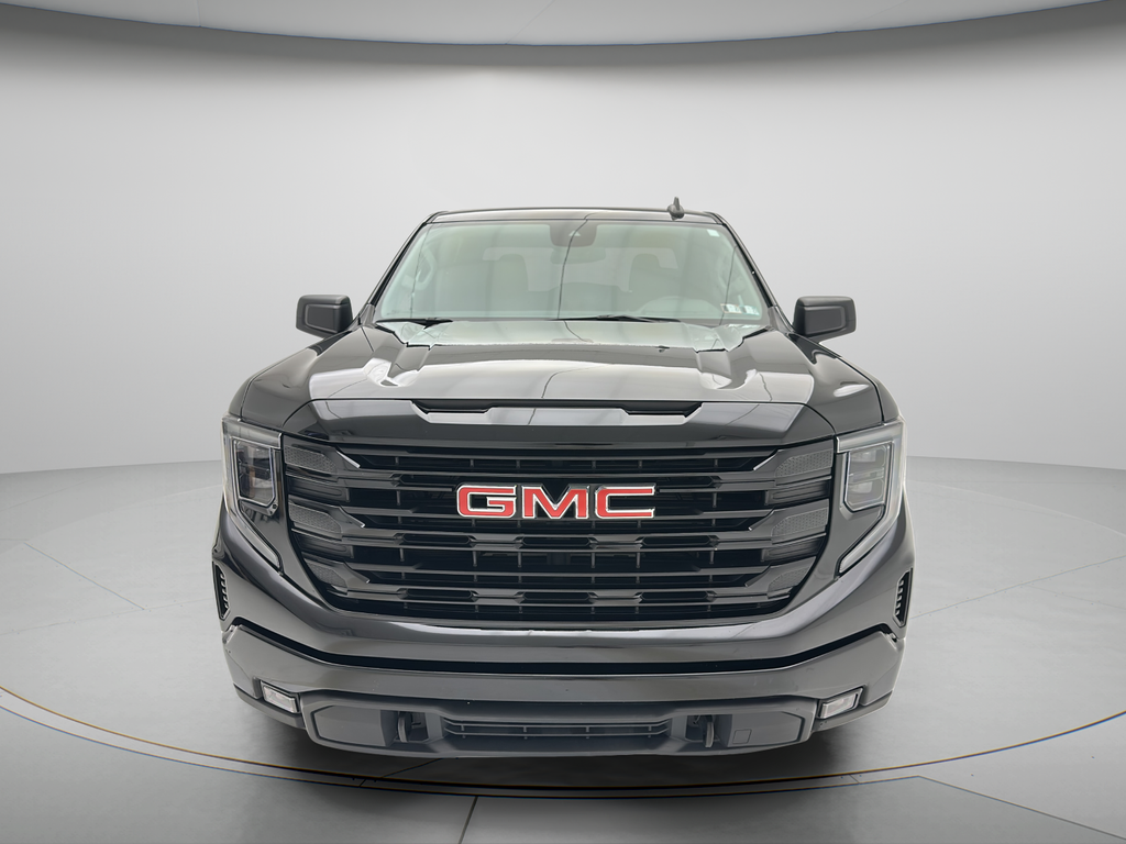 2025 GMC Sierra 1500 Elevation Image 2 of 22