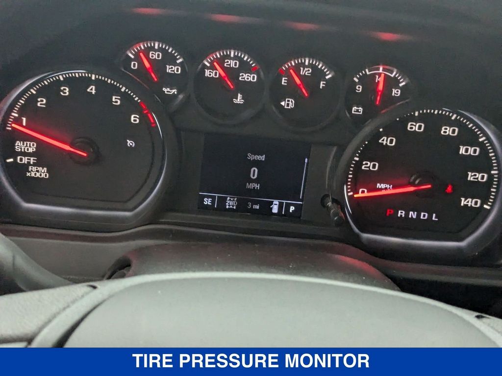 Vehicle image 19 of 40