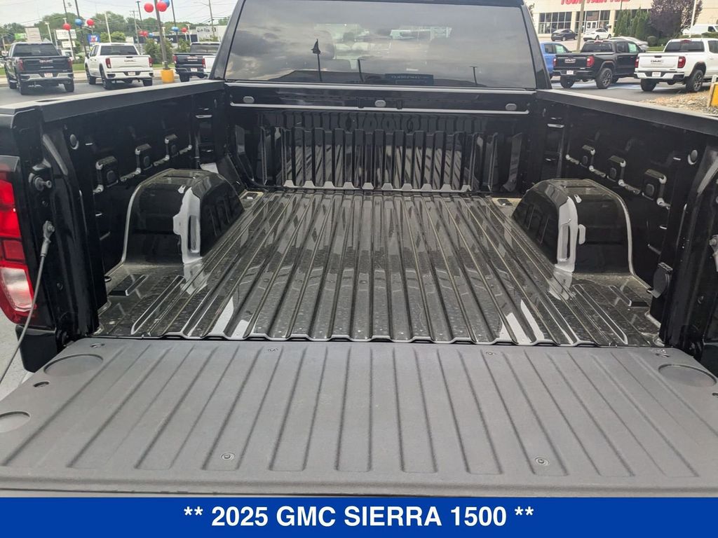 Vehicle image 11 of 40