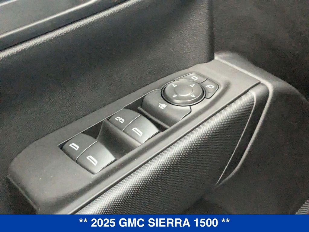 Vehicle image 34 of 40