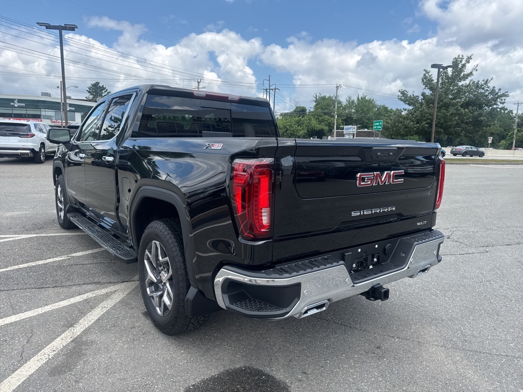 Vehicle image 5 of 26