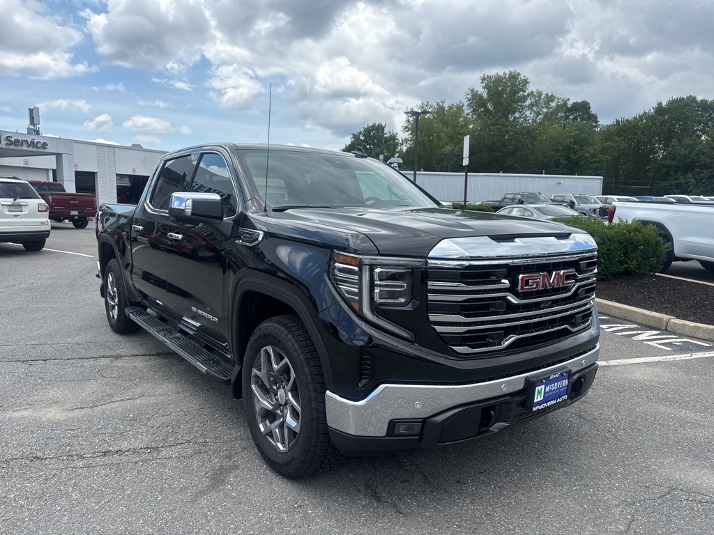 Vehicle image 2 of 26