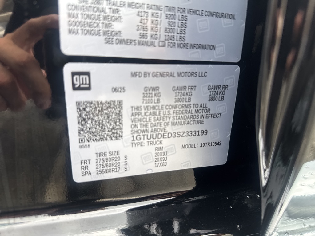 Vehicle image 22 of 26