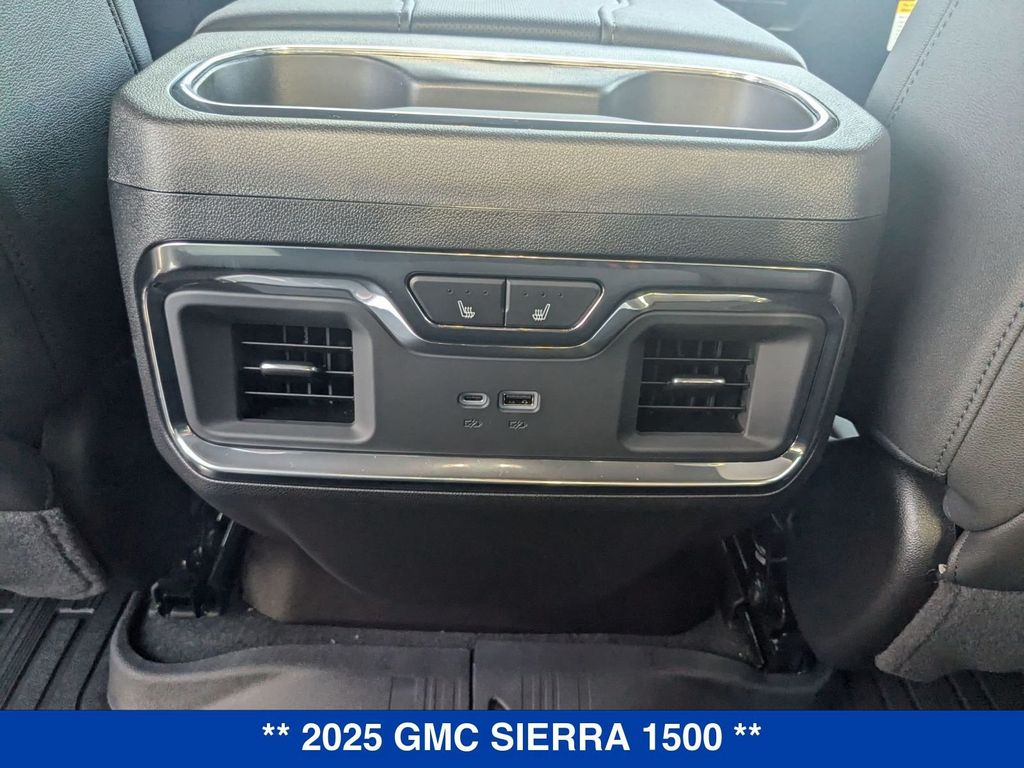 Vehicle image 29 of 44