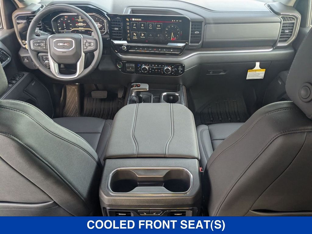 Vehicle image 19 of 44