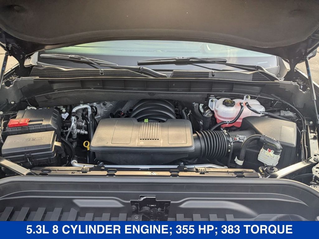 Vehicle image 8 of 44