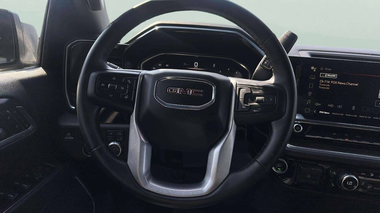 2025 GMC Sierra 1500 SLT Image 13 of 13