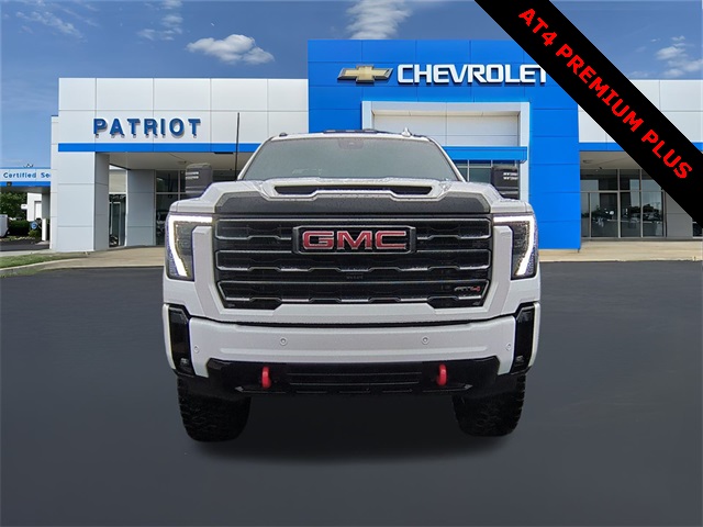 2025 GMC Sierra 2500HD AT4 Image 7 of 36