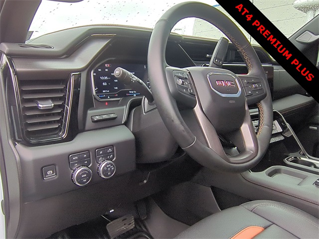2025 GMC Sierra 2500HD AT4 Image 29 of 36