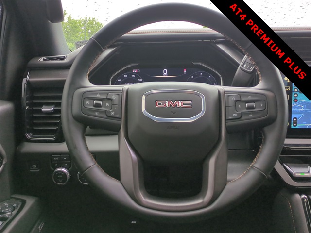2025 GMC Sierra 2500HD AT4 Image 33 of 36