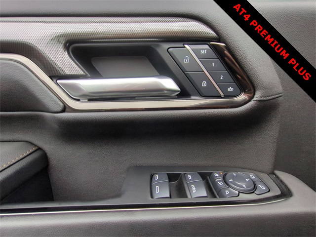 2025 GMC Sierra 2500HD AT4 Image 35 of 36