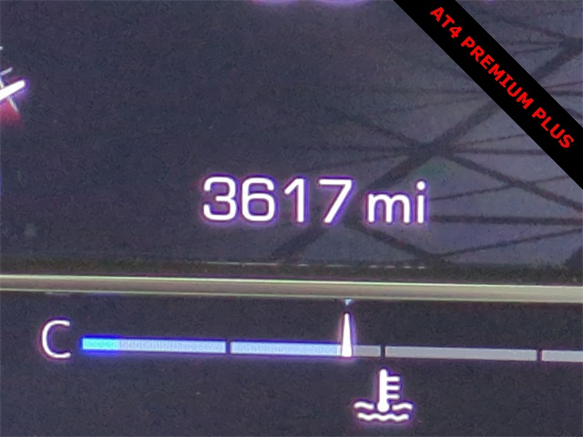 2025 GMC Sierra 2500HD AT4 Image 31 of 36