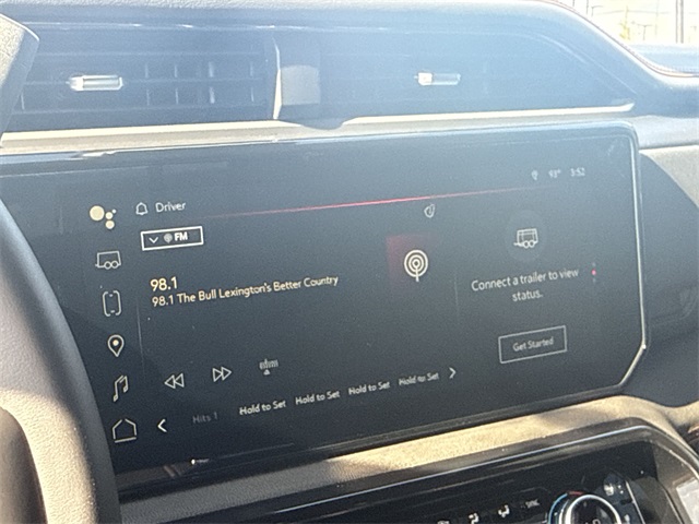 2025 GMC Sierra 2500HD AT4 Image 19 of 25