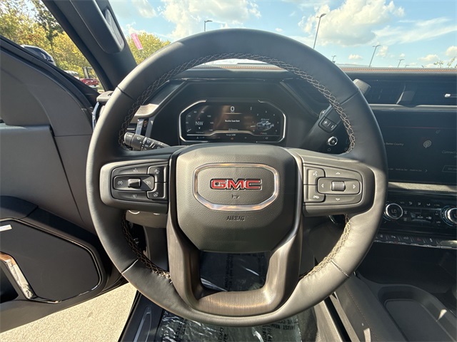 2025 GMC Sierra 2500HD AT4 Image 16 of 25