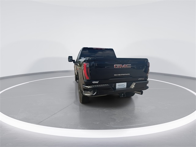 2025 GMC Sierra 2500HD AT4 Image 8 of 25