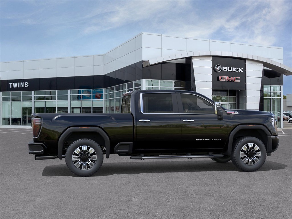 Vehicle image 6 of 32
