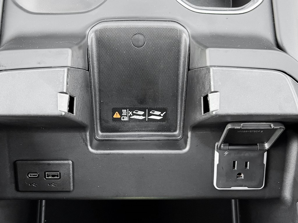 2025 GMC Sierra 2500HD Denali Ultimate Image 22 of 31