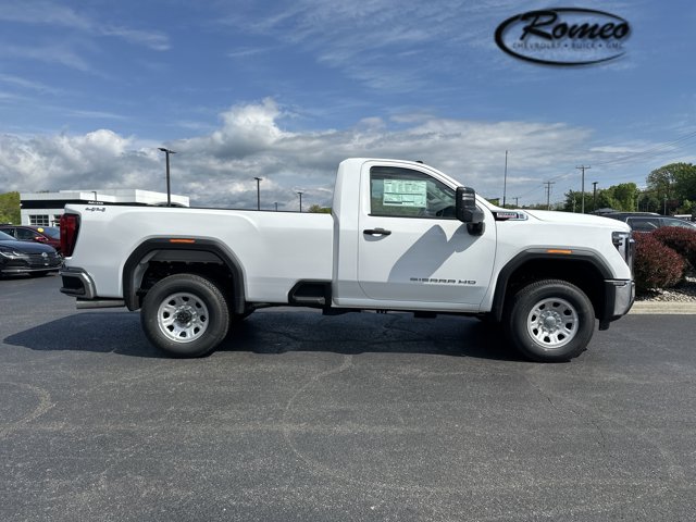 Vehicle image 4 of 26