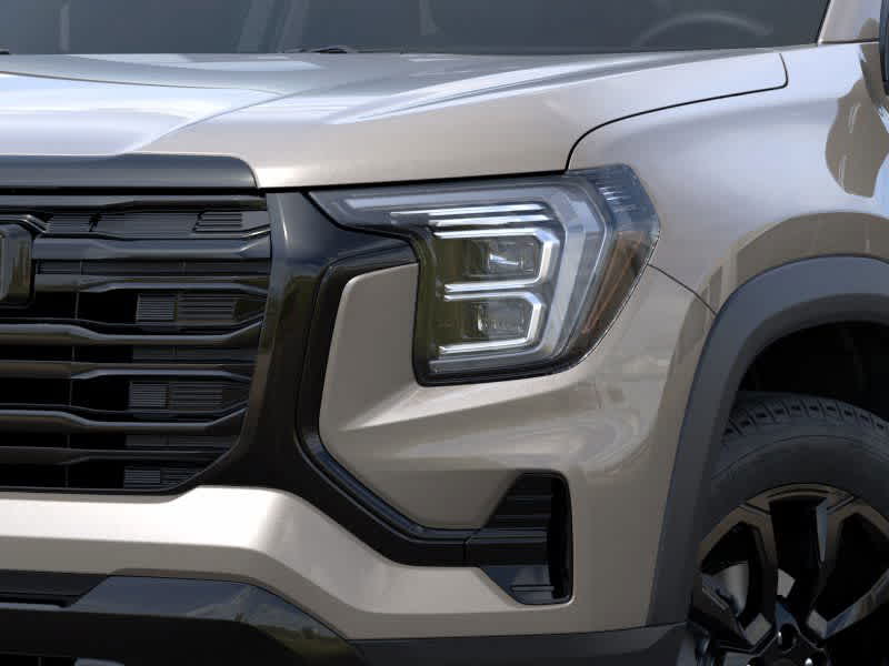 Vehicle image 10 of 24