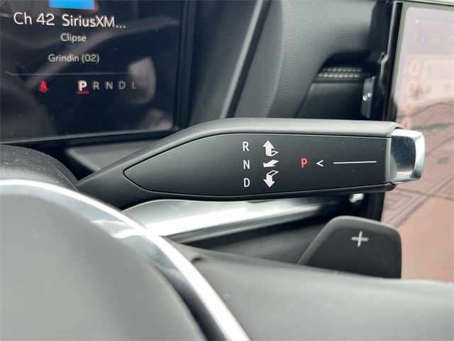 Vehicle image 18 of 26