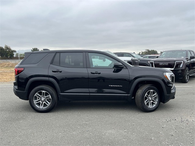 Vehicle image 4 of 26