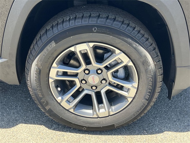 Vehicle image 9 of 26