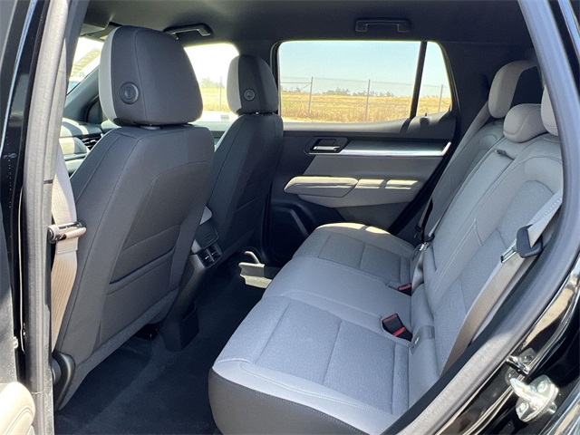 Vehicle image 12 of 26