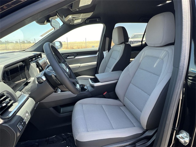 Vehicle image 14 of 26