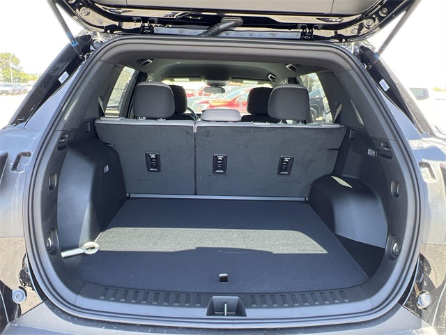 Vehicle image 10 of 26