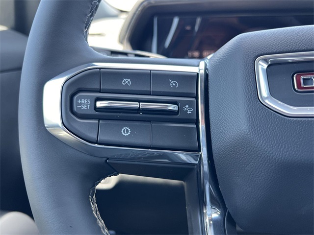Vehicle image 25 of 26