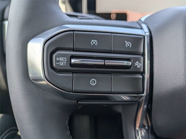 Vehicle image 29 of 34