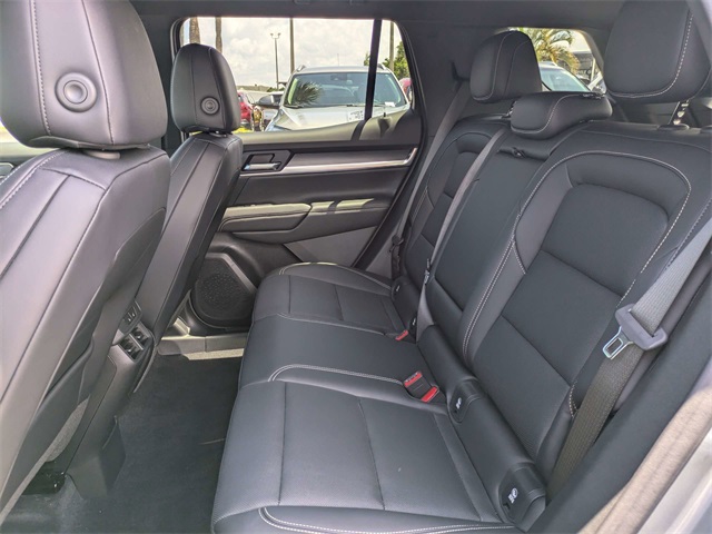 Vehicle image 15 of 34