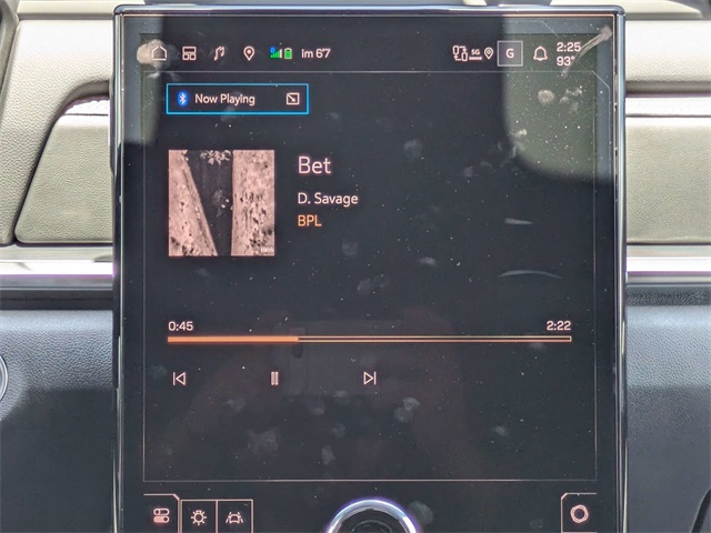 Vehicle image 19 of 34
