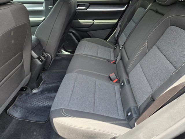 Vehicle image 7 of 24