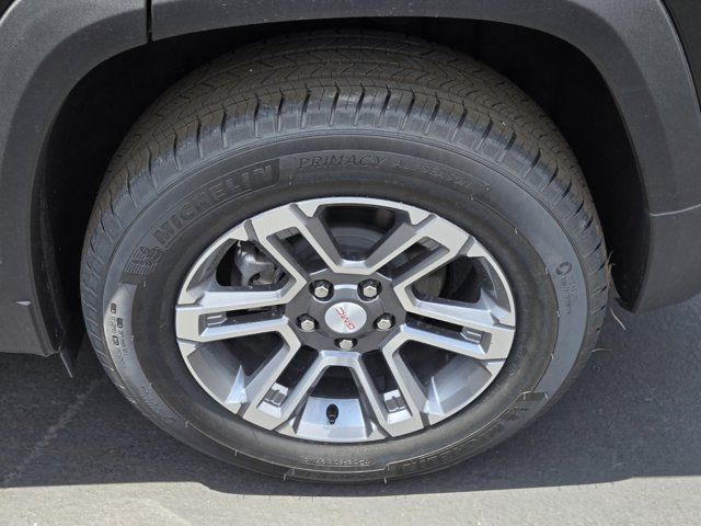 Vehicle image 5 of 24