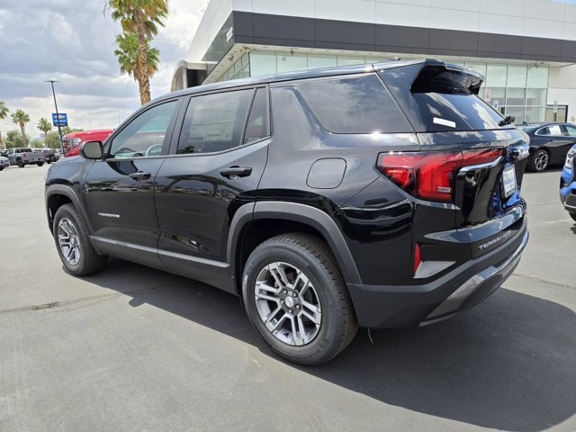 Vehicle image 4 of 24