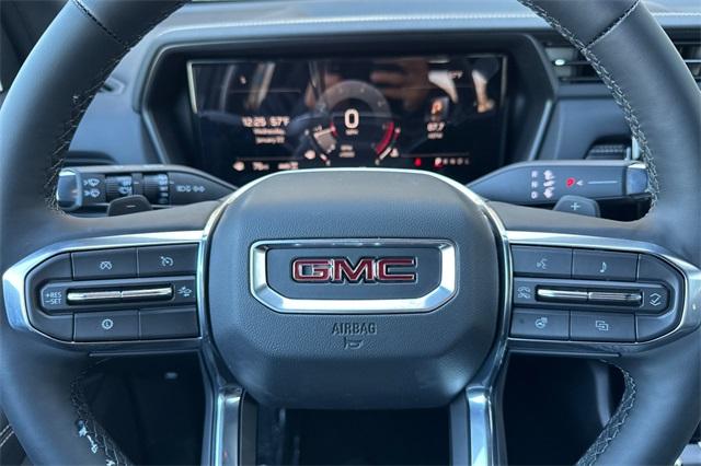 Vehicle image 21 of 23