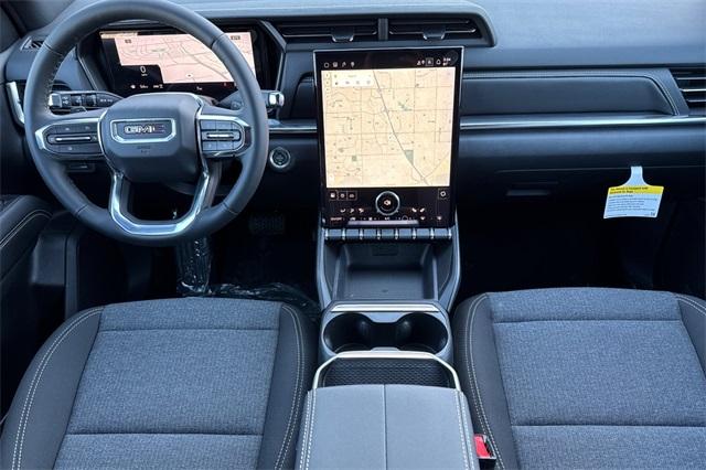 Vehicle image 10 of 23